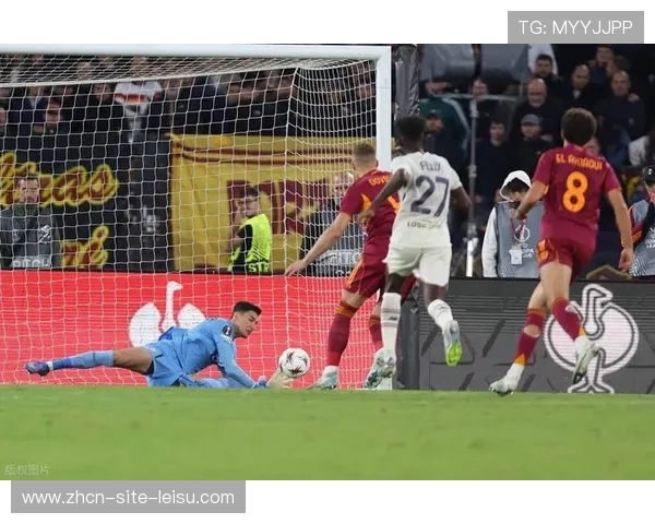 罗马锋线多夫比克伤缺，科莫中场佩罗内停赛影响布阵