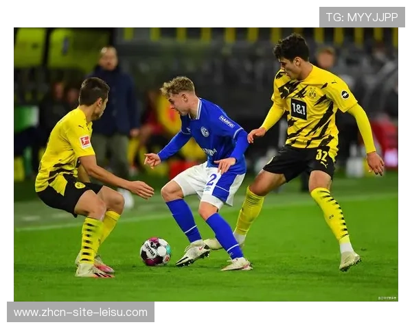 欧冠天气预警:雪天可能影响比赛用球轨迹 欧冠天气预警:雪天可能影响比赛用球轨迹